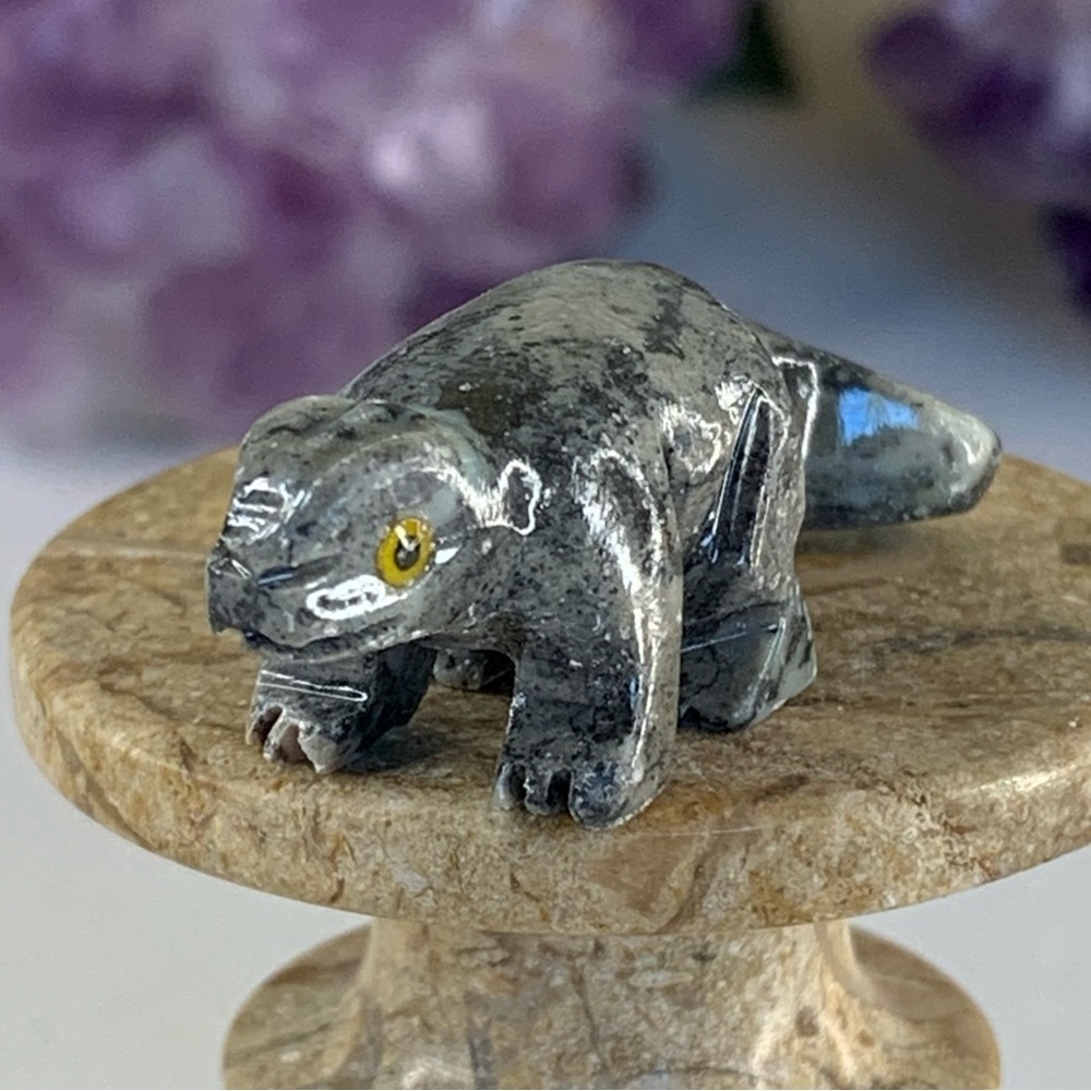 Miniature LIZARD Soapstone Figurine Stone Carving MINI Hand Carved Animal Figure - Picture 4 of 10